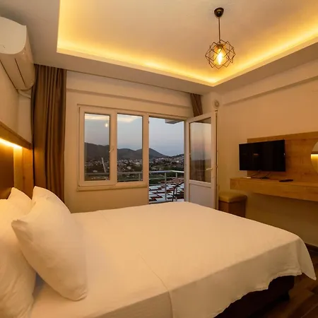 Hotel Estia *