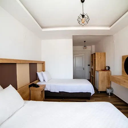 Estia İmroz